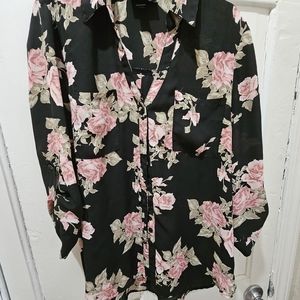 IZ Byer Women's Small Floral Blouse